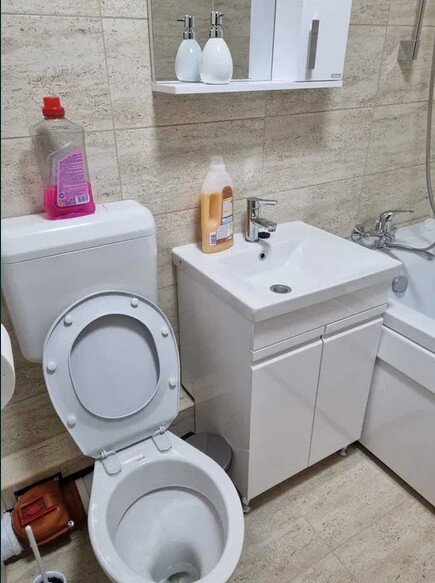 Doua camere mobilat la 7 min. pana la Metrou Crangasi.